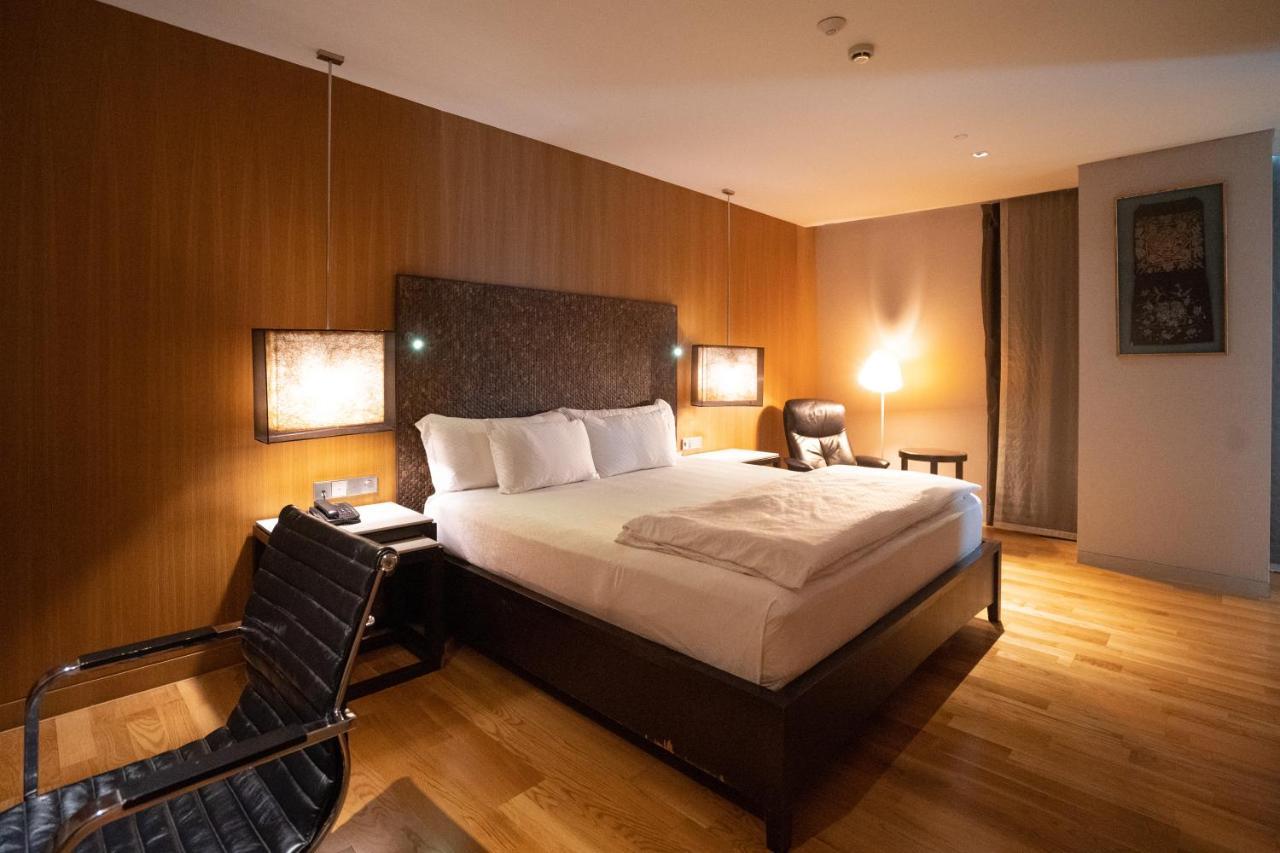 Tui Blue Maduzi Hotel Bangkok Exteriör bild